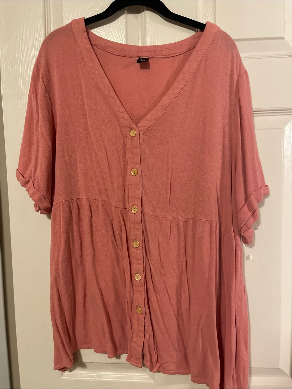 SHEIN Dusty Rose Button-Front V-Neck Short Sleeve Top